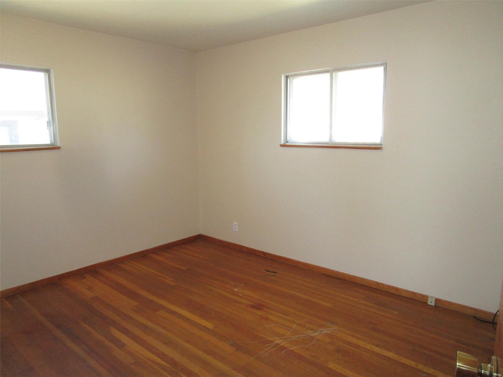 128 Glen Garry Road St. Louis, MO 63137 - Photo 12 of 20