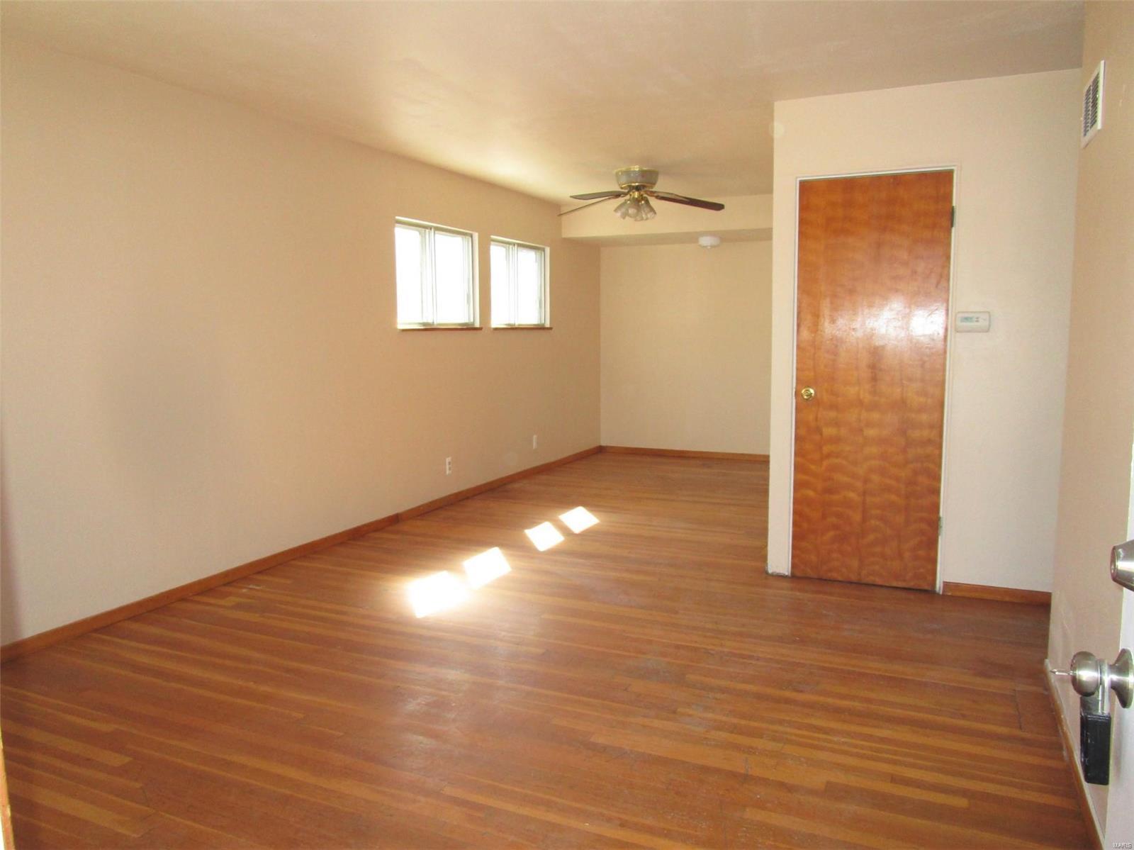 128 Glen Garry Road St. Louis, MO 63137 - Photo 6 of 20