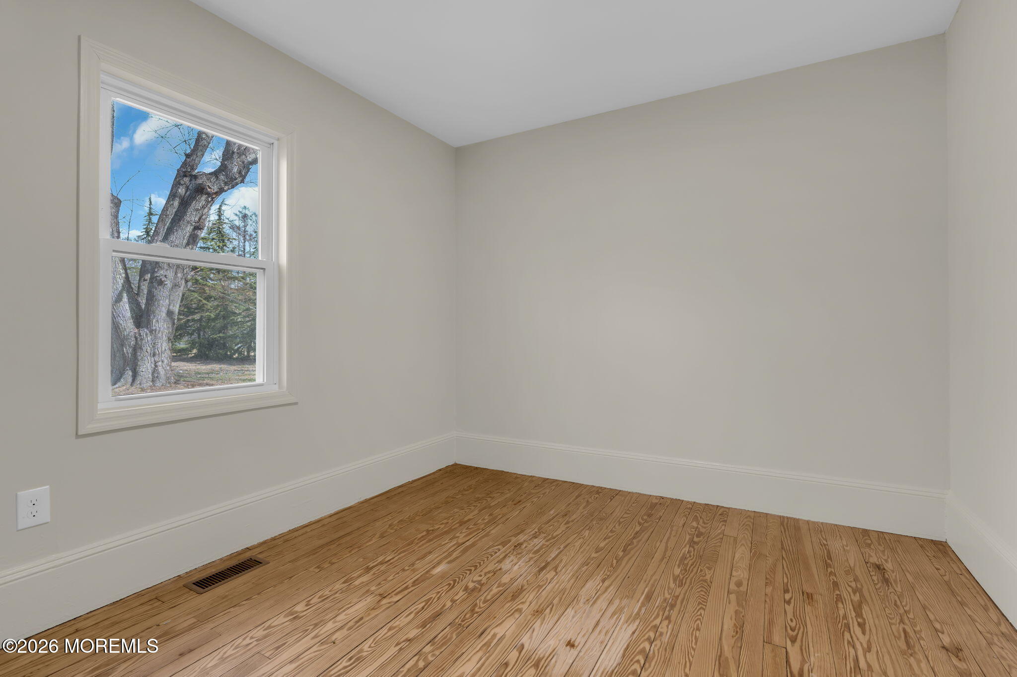 460 Brickyard Road Freehold, NJ 07728 - Photo 18 of 59 22-web-or-mls-DSC03953