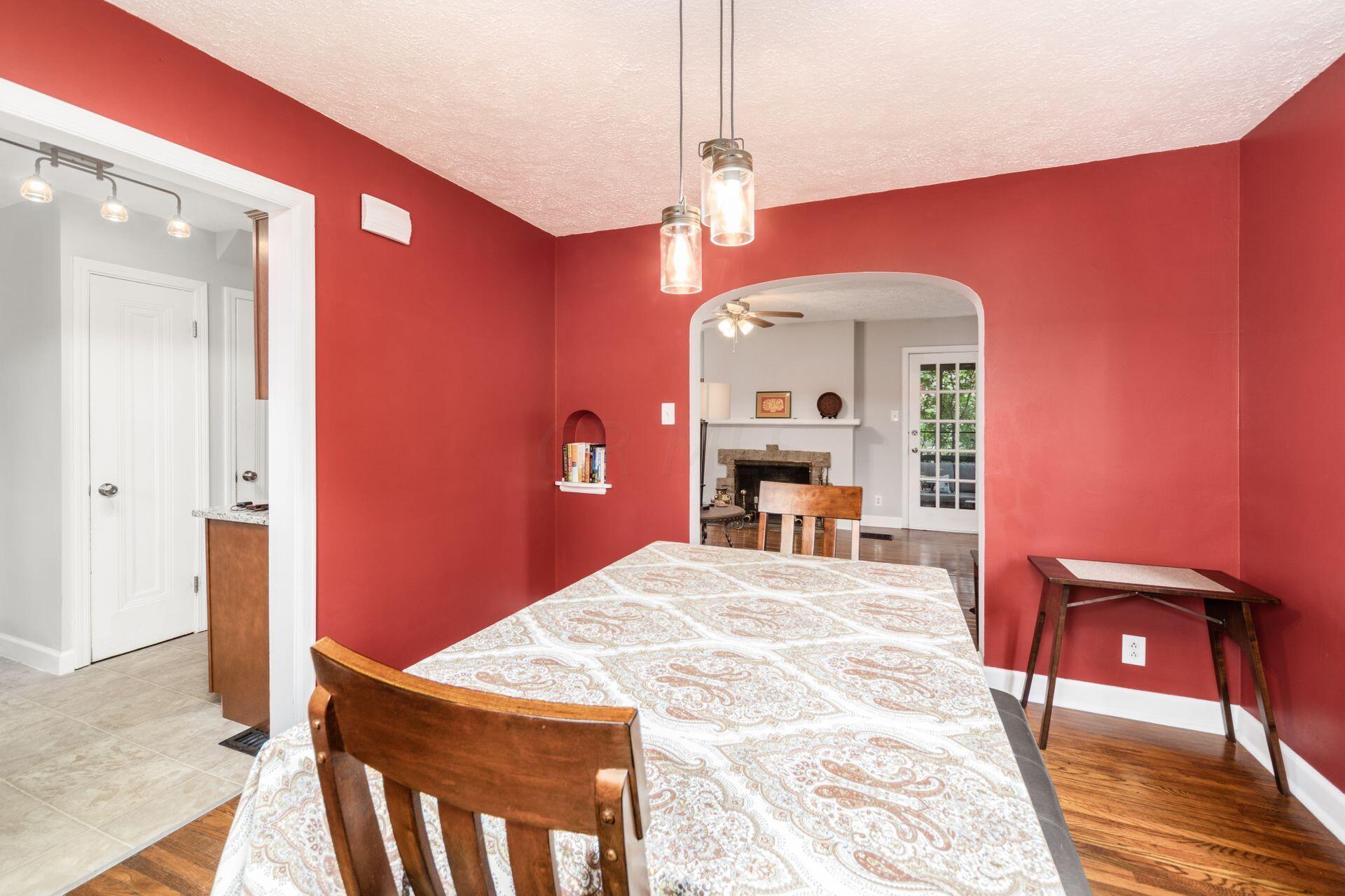 1026 South Remington Road Columbus, OH 43209 - Photo 8 of 48 Dining Room