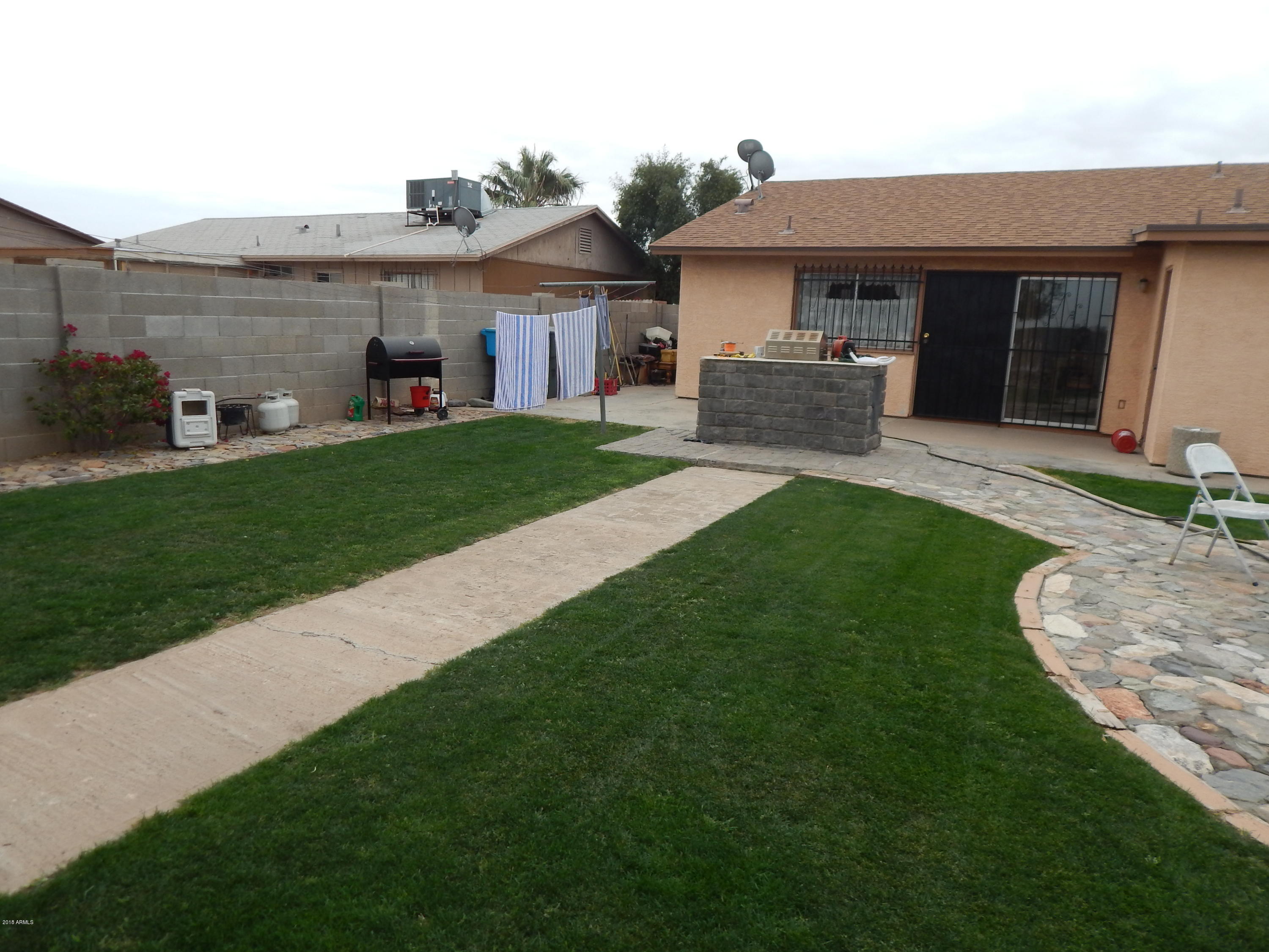 2002 West Chipman Road Phoenix, AZ 85041 - Photo 9 of 11 DSCN3028