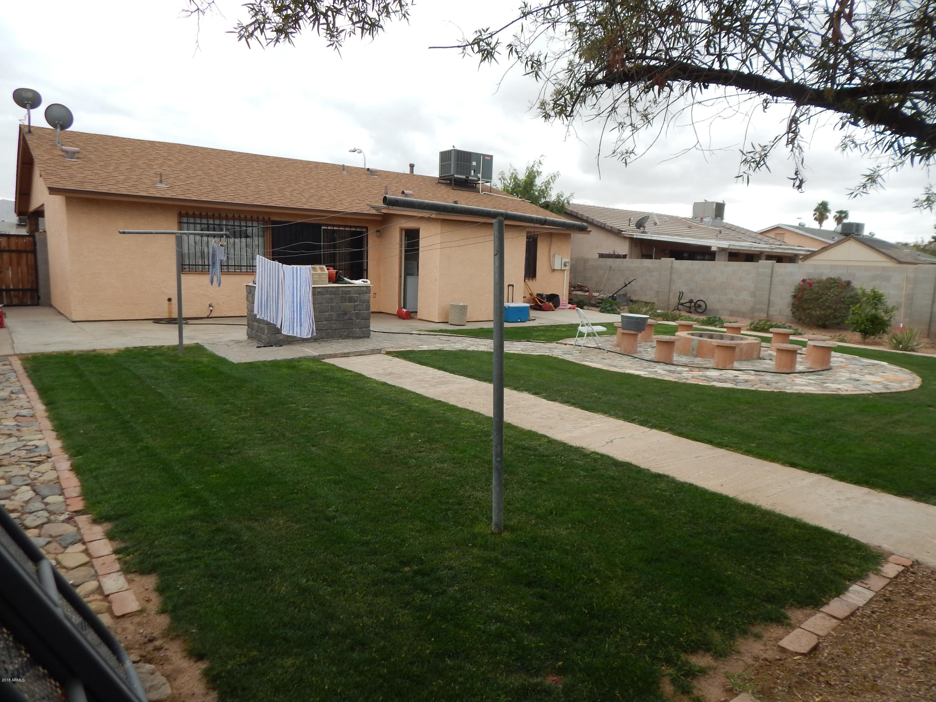 2002 West Chipman Road Phoenix, AZ 85041 - Photo 10 of 11 DSCN3029