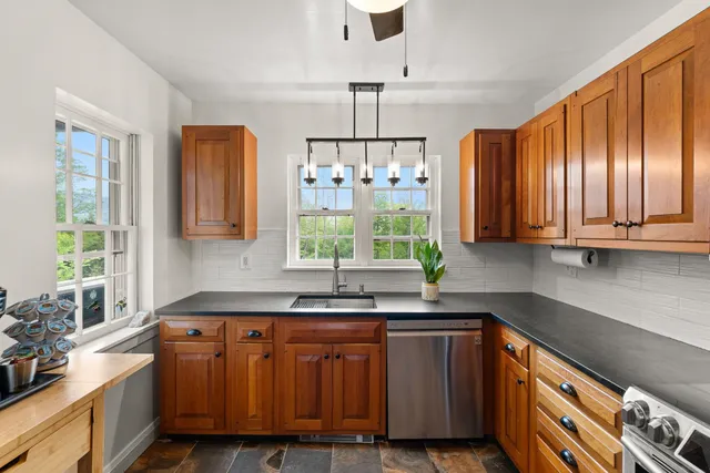 $1,450,000 | 515 Shattuck Hill Road, Unit 515 513 & 511, West Windsor, VT 05062