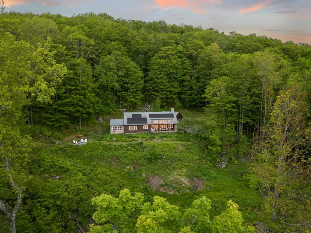 $1,450,000 | 515 Shattuck Hill Road, Unit 515 513 & 511, West Windsor, VT 05062