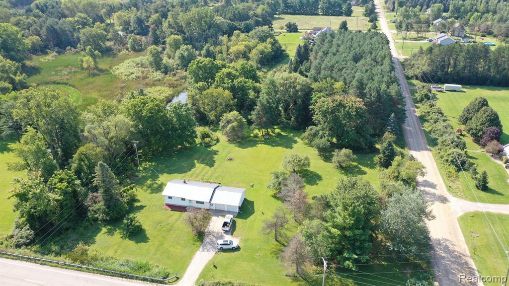 2234 Bowers Road Lapeer, MI 48446 - Photo 32 of 36