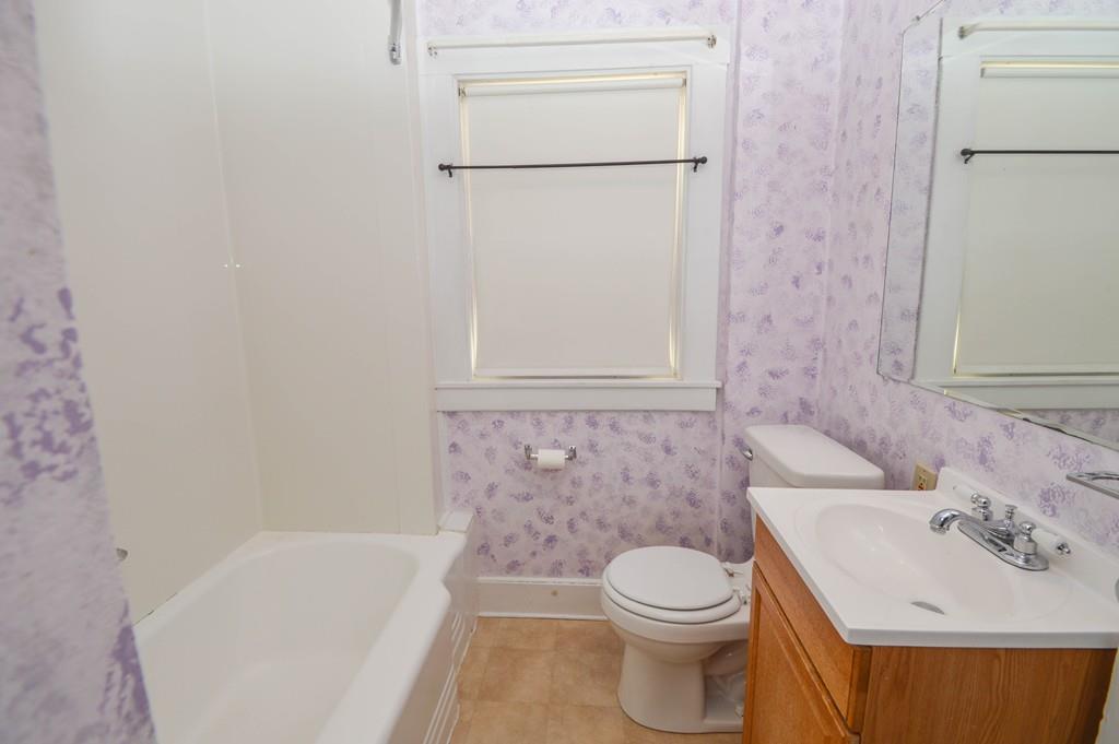 174 Pasco Road Springfield, MA 01151 - Photo 18 of 21 a bathroom with a sink a toilet and a bathtub