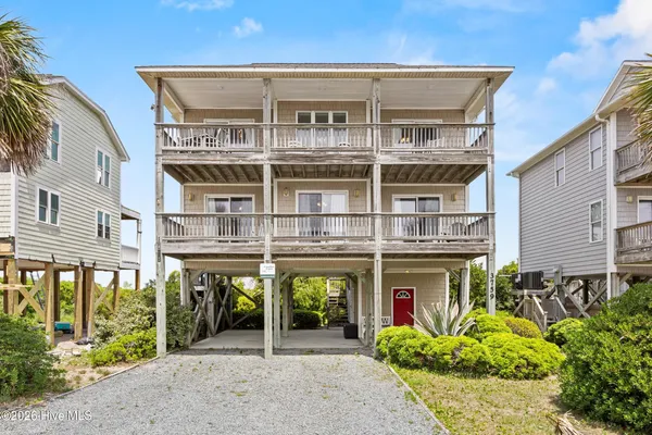 $900,000 | 3759 Island Drive, North Topsail Beach, NC 28460