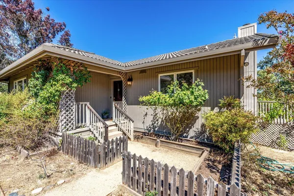 $1,295,000 | 4456 Grove Street, Sonoma, CA 95476