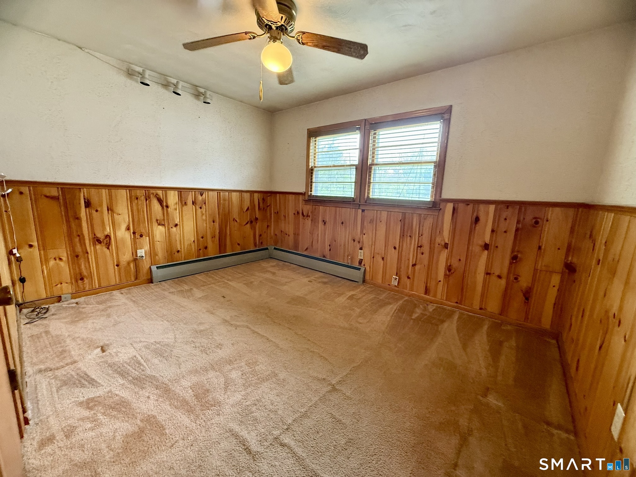 403 Woodtick Road Waterbury, CT 06705 - Photo 10 of 23
