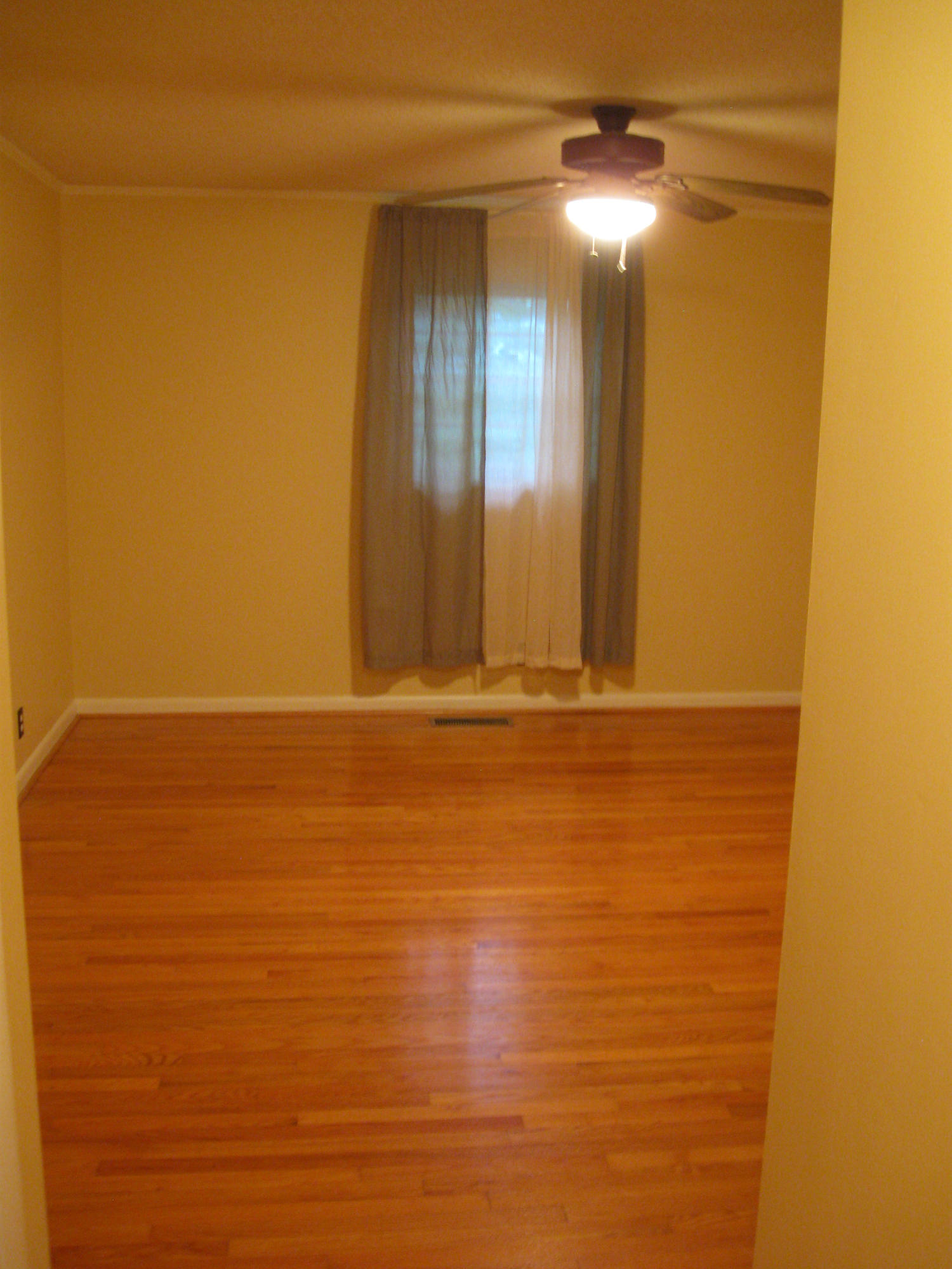 285 West Hunt Road Alcoa, TN 37701 - Photo 11 of 19 JAMIE 011