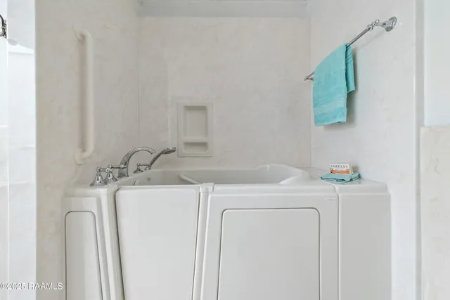 $599,000 | 2111 Main Highway, Arnaudville, LA 70512