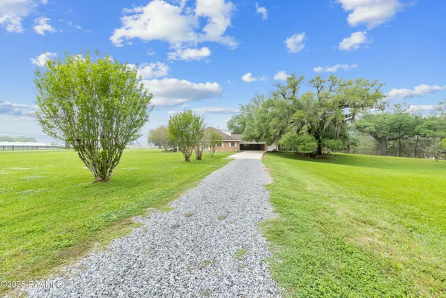$599,000 | 2111 Main Highway, Arnaudville, LA 70512
