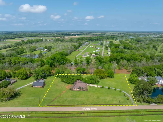 $599,000 | 2111 Main Highway, Arnaudville, LA 70512