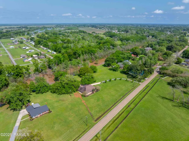 $599,000 | 2111 Main Highway, Arnaudville, LA 70512