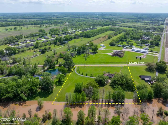 $599,000 | 2111 Main Highway, Arnaudville, LA 70512