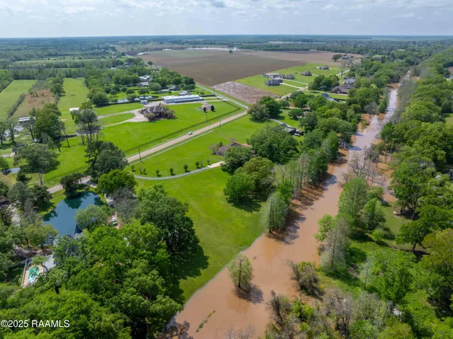 $599,000 | 2111 Main Highway, Arnaudville, LA 70512