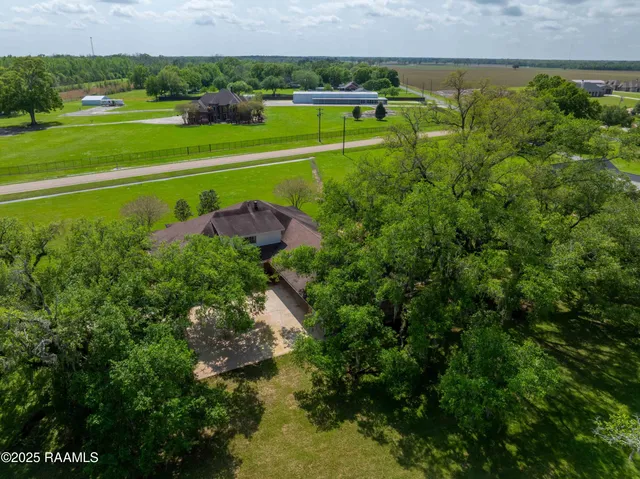 $599,000 | 2111 Main Highway, Arnaudville, LA 70512