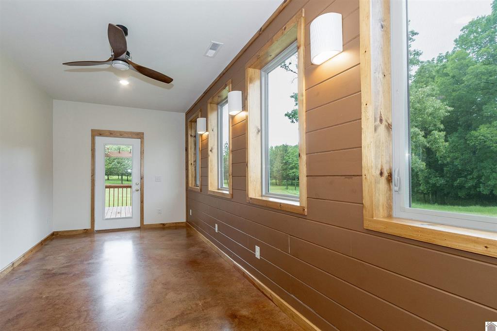 1430 Spence Chapel Road Mayfield, KY 42066 - Photo 17 of 50 137298-4d11dcdd-8604-488f-9648-70b12d995