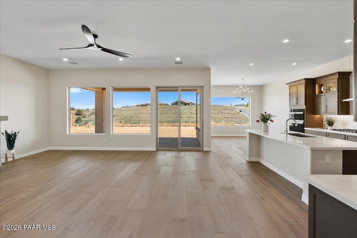 5219 Dells Point Road Prescott, AZ 86301 - Photo 9 of 43 04-Living Room & Kitchen