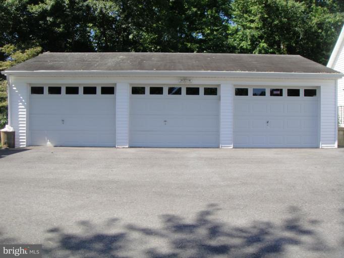 660 West Mount Harmony Road Owings, MD 20736 - Photo 14 of 26 3 car detached garage
