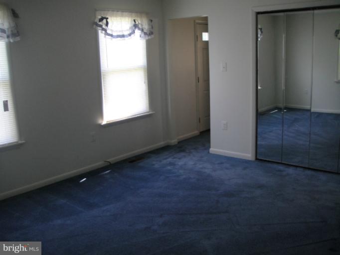 660 West Mount Harmony Road Owings, MD 20736 - Photo 16 of 26 Living Room