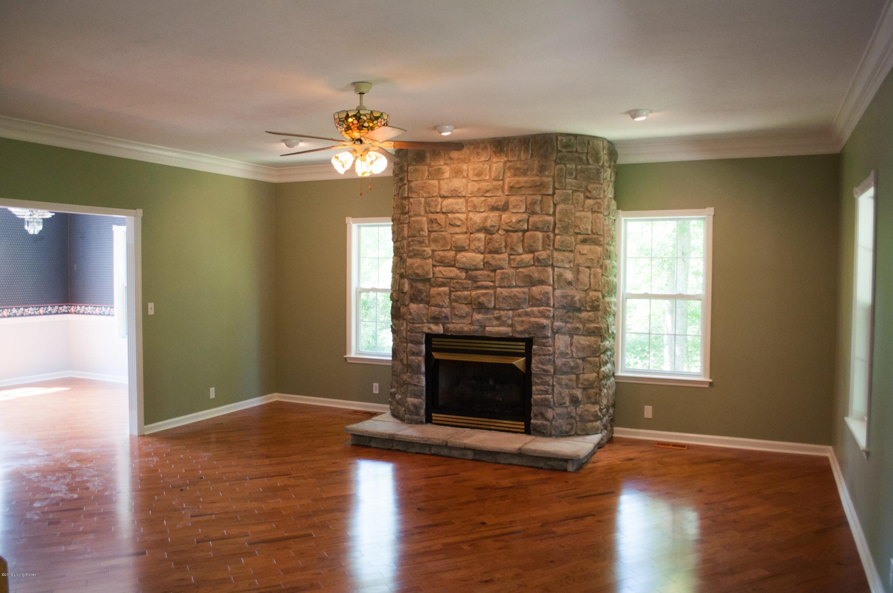 4550 Lebanon Road Bagdad, KY 40003 - Photo 24 of 40 lebbonrd_bagdad_20180714_0044-4000x2657