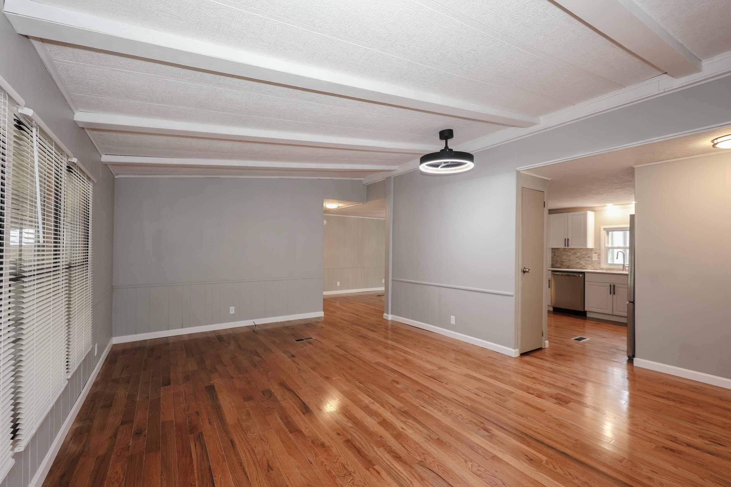 62 Roger Road Goffstown, NH 03045 - Photo 5 of 28