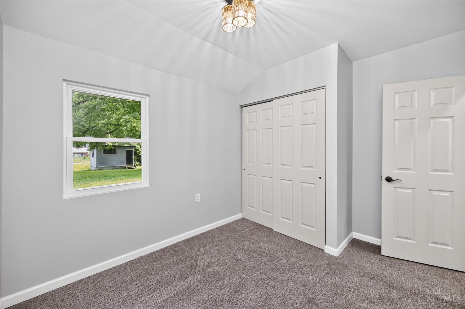 8812 Pine Road Cincinnati, OH 45242 - Photo 42 of 61