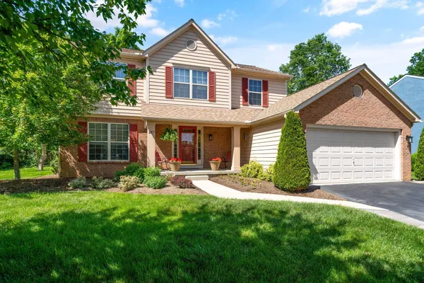 $569,900 | 247 Donerail Avenue, Powell, OH 43065