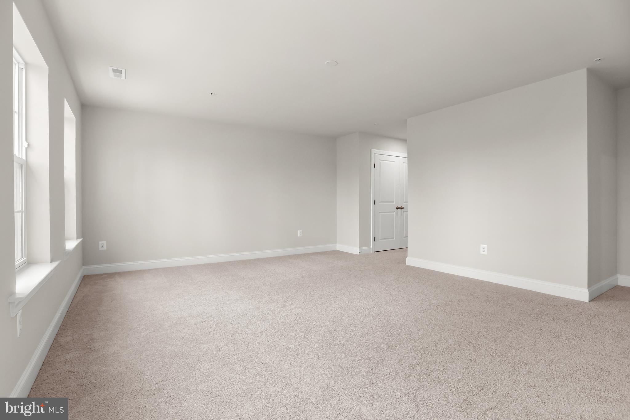 6813 Martin Road Columbia, MD 21044 - Photo 20 of 51 Primary Bedroom