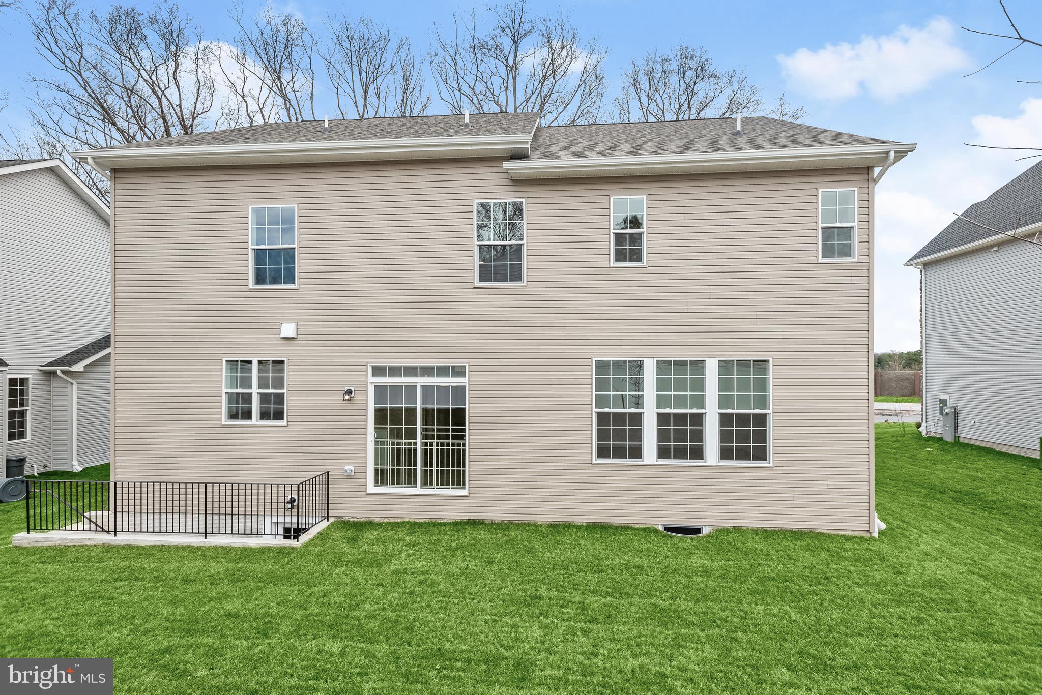 6813 Martin Road Columbia, MD 21044 - Photo 37 of 51 Rear Exterior