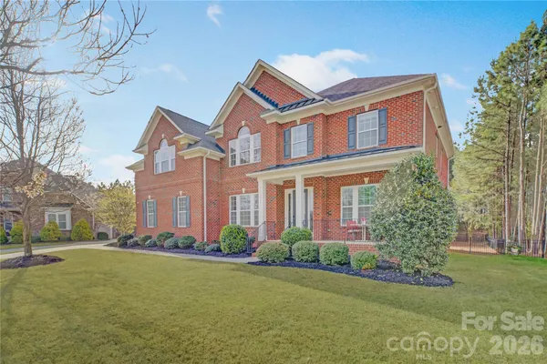 $949,000 | 16518 Governors Club Court, Charlotte, NC 28278