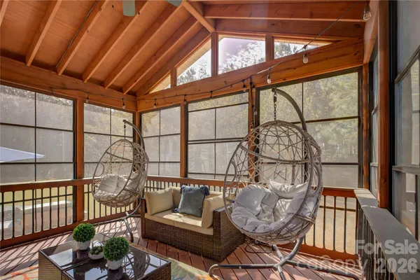 $949,000 | 16518 Governors Club Court, Charlotte, NC 28278