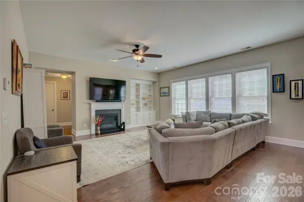 $949,000 | 16518 Governors Club Court, Charlotte, NC 28278