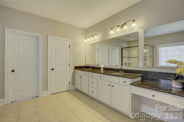 $949,000 | 16518 Governors Club Court, Charlotte, NC 28278