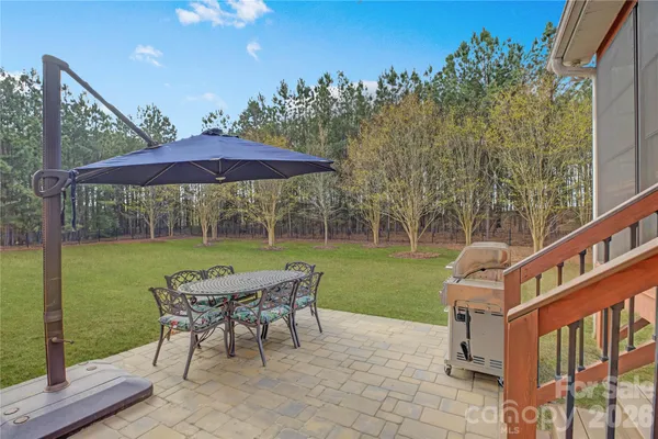 $949,000 | 16518 Governors Club Court, Charlotte, NC 28278