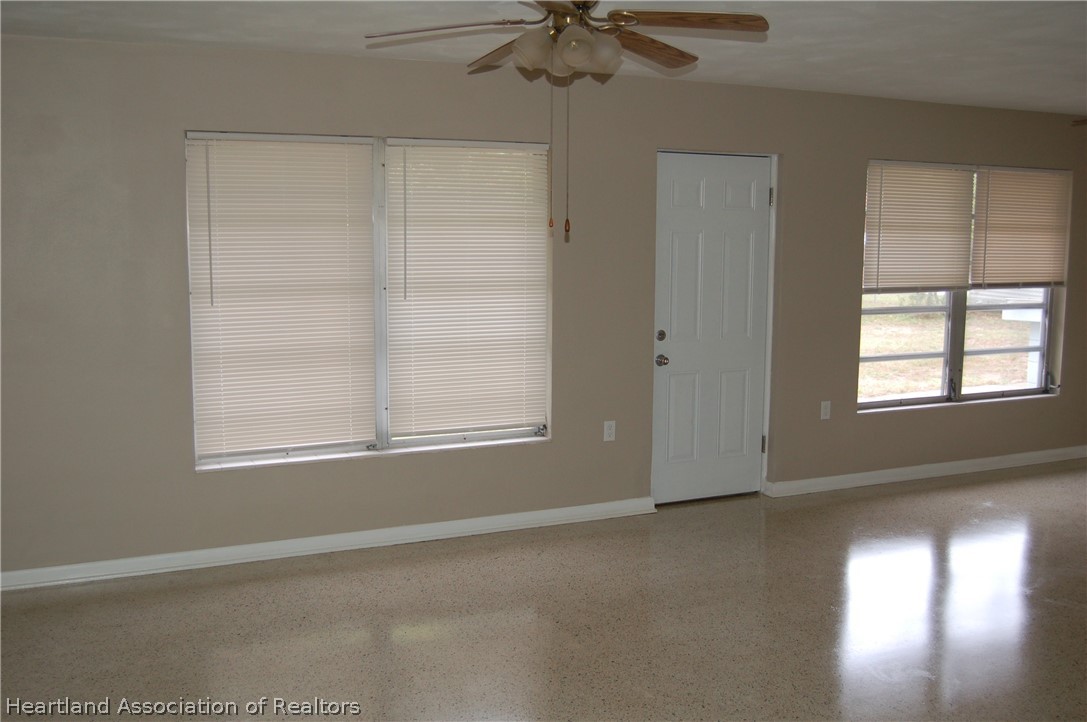 3029 West Verona Road Avon Park, FL 33825 - Photo 18 of 25 an empty room with a window