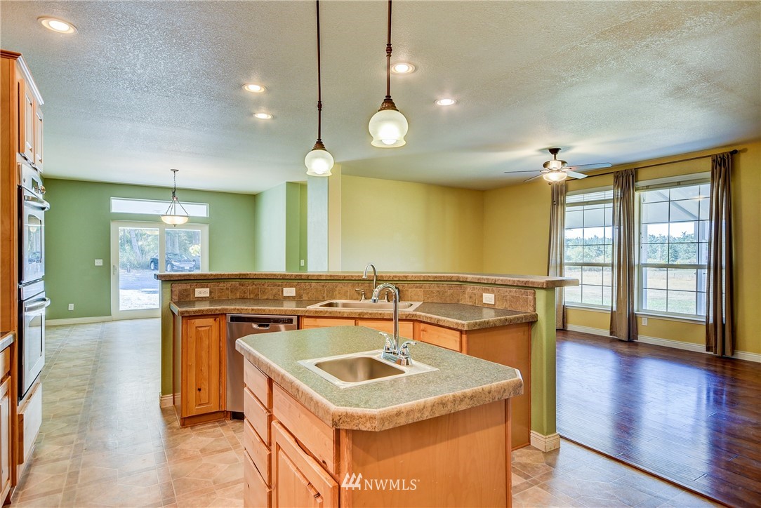 1459 Zylstra Road Oak Harbor, WA 98277 - Photo 18 of 25 Gallery Image 18