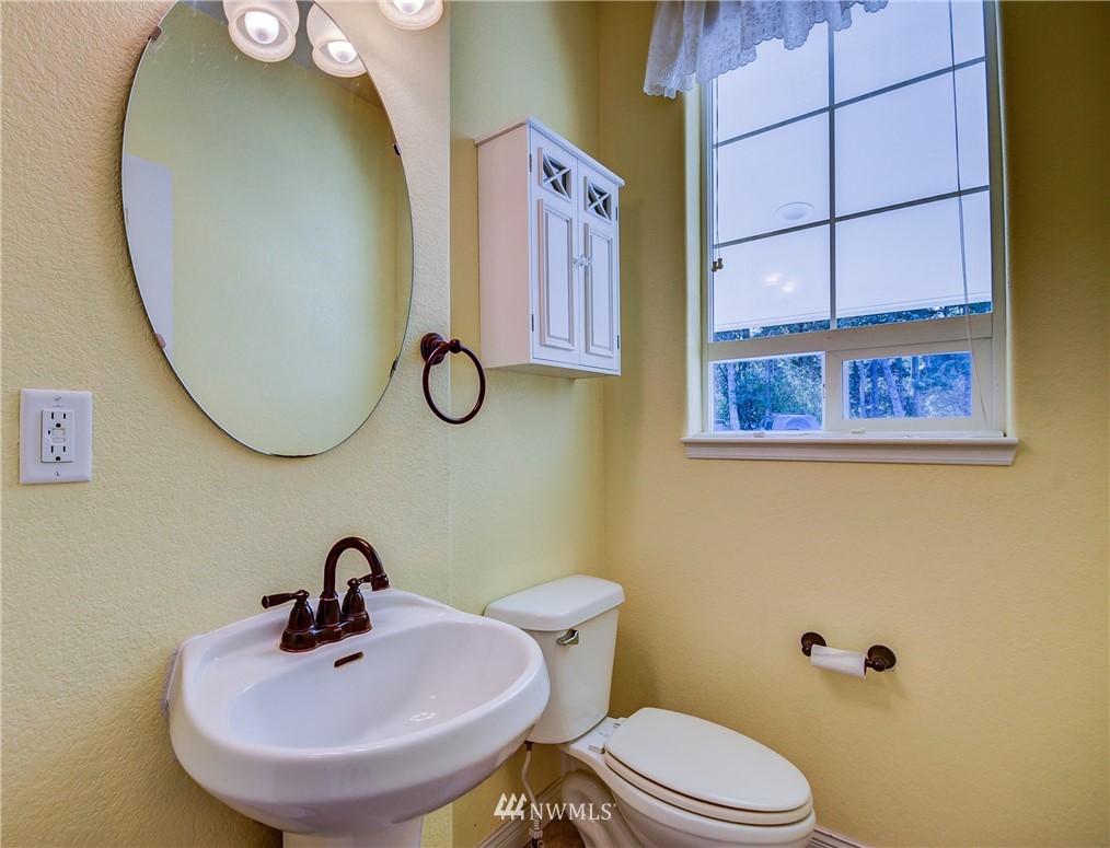 1459 Zylstra Road Oak Harbor, WA 98277 - Photo 20 of 25 Gallery Image 20