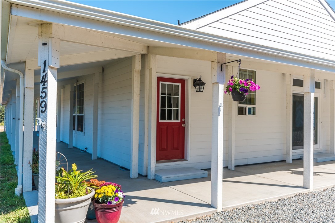 1459 Zylstra Road Oak Harbor, WA 98277 - Photo 6 of 25 Gallery Image 6