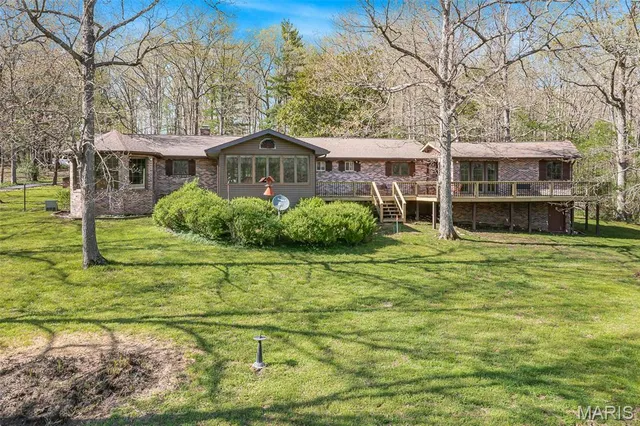 $1,595,000 | 858 Wayne, Greenville, MO 63944