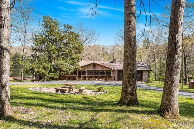 $1,595,000 | 858 Wayne, Greenville, MO 63944