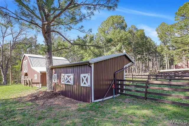 $1,595,000 | 858 Wayne, Greenville, MO 63944