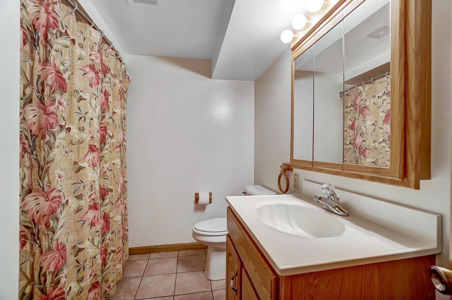 4237 Rybolt Road Cincinnati, OH 45248 - Photo 26 of 40