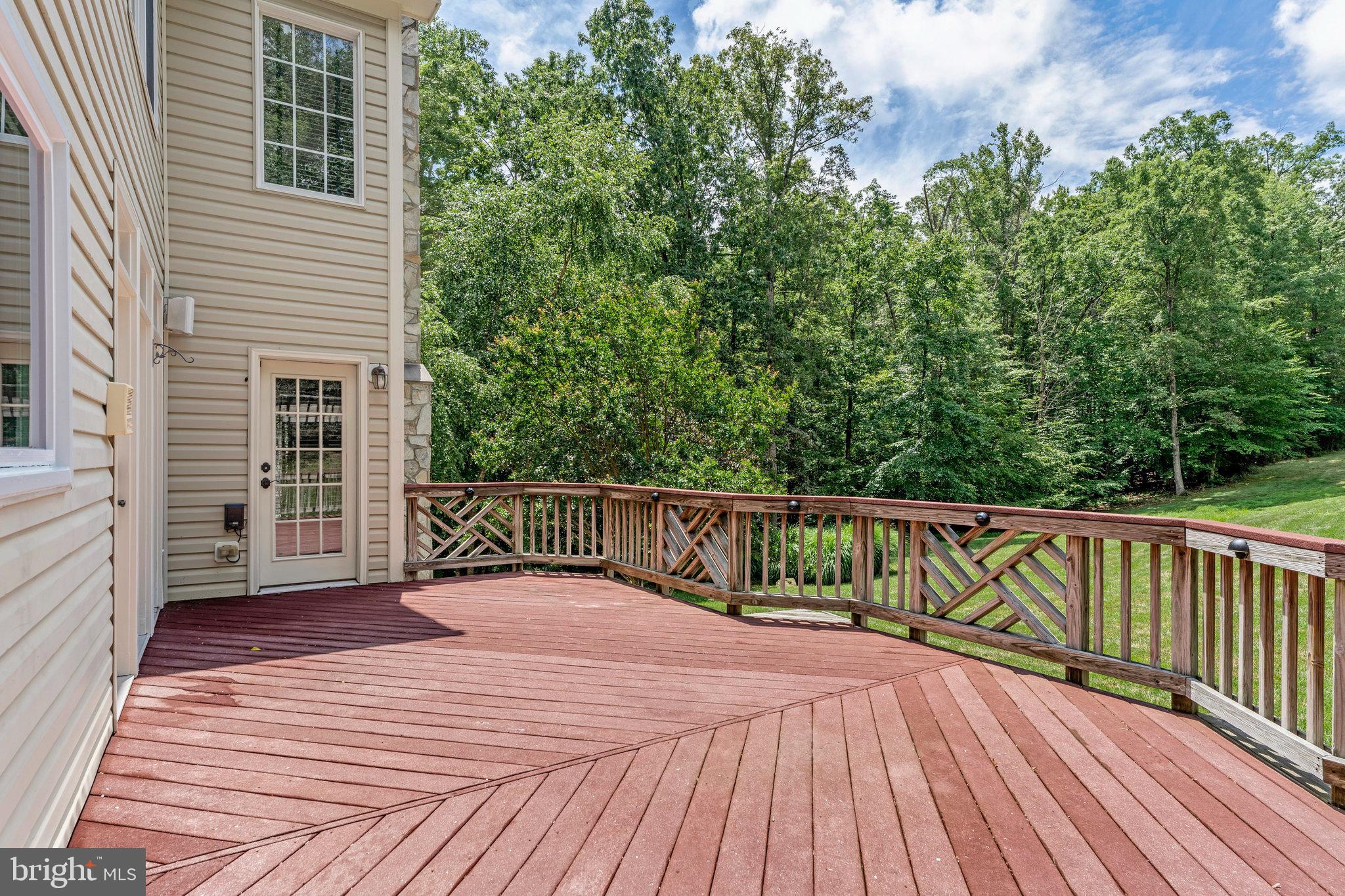 8138 Rondelay Lane Fairfax Station, VA 22039 - Photo 54 of 64 Deck