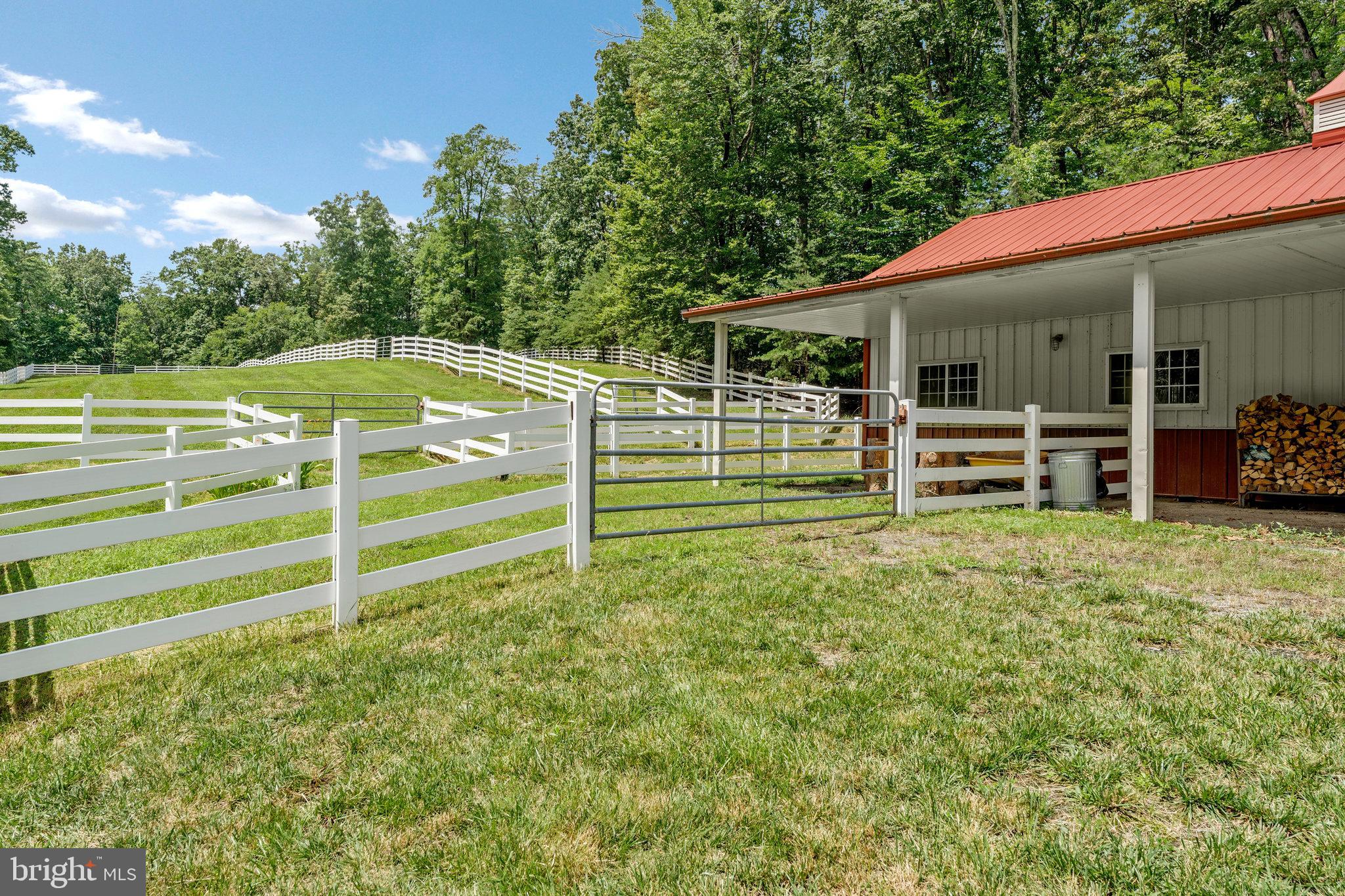8138 Rondelay Lane Fairfax Station, VA 22039 - Photo 57 of 64 Paddocks