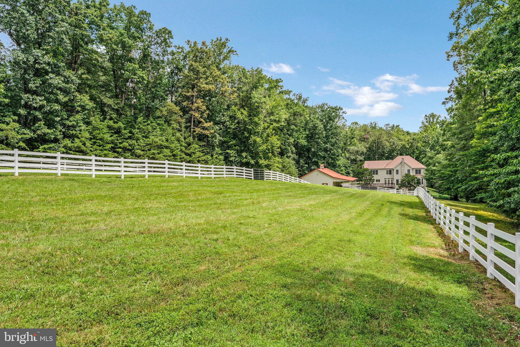 8138 Rondelay Lane Fairfax Station, VA 22039 - Photo 58 of 64 Paddocks