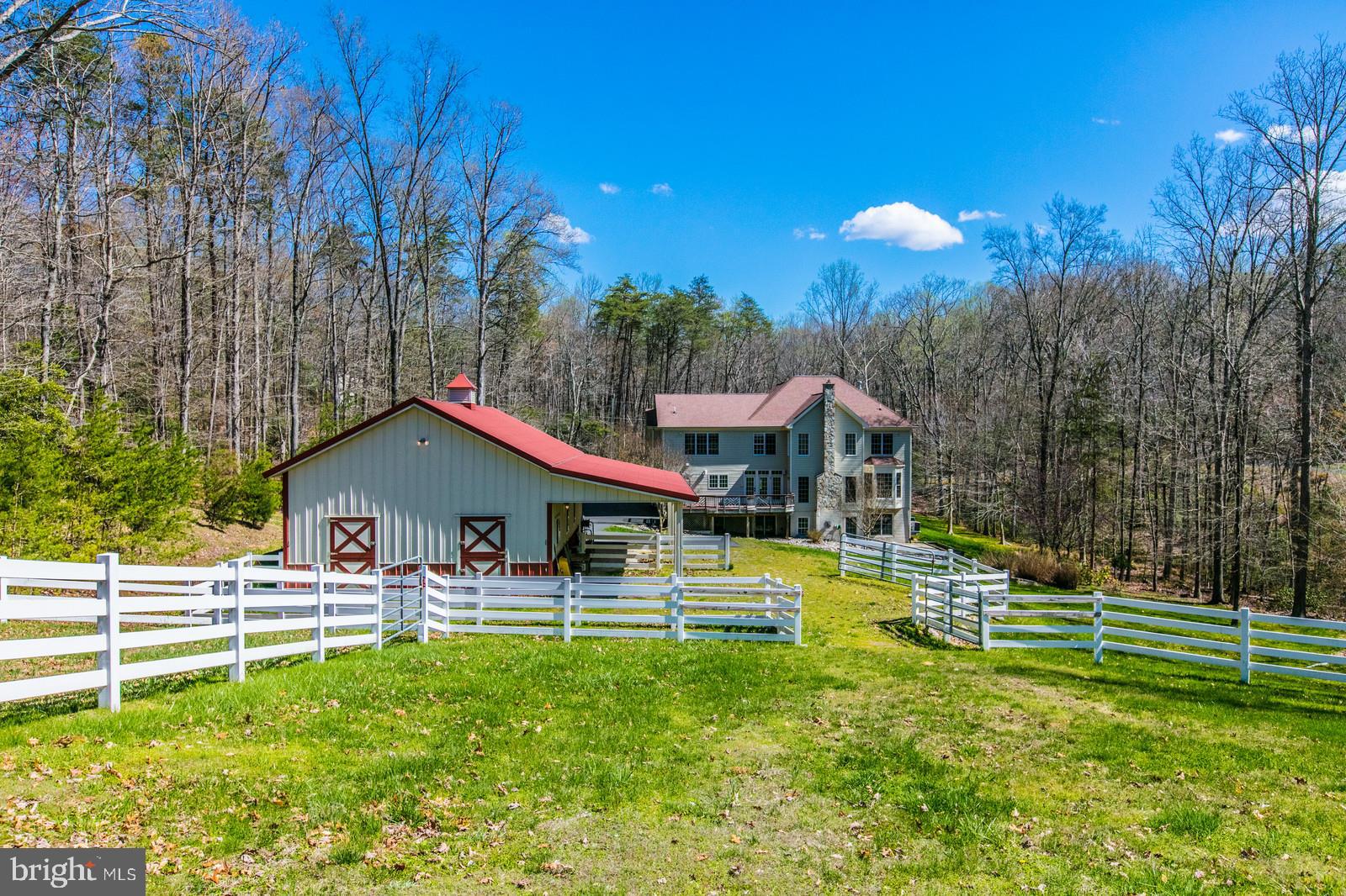 8138 Rondelay Lane Fairfax Station, VA 22039 - Photo 63 of 64 Barn and House