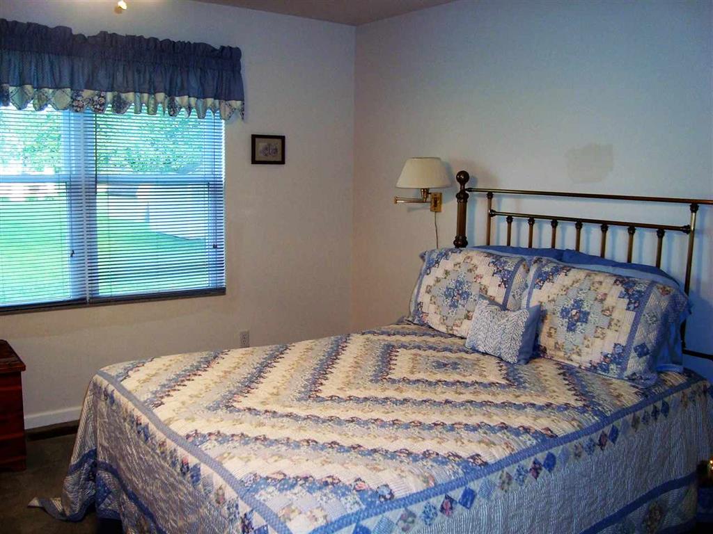 217 Springhill Road Seymour, IN 47274 - Photo 11 of 21 Gallery Image 11