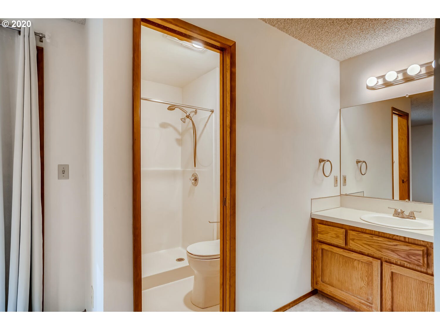 9490 Southwest Morrison Street Portland, OR 97225 - Photo 13 of 29 Gallery Image 13